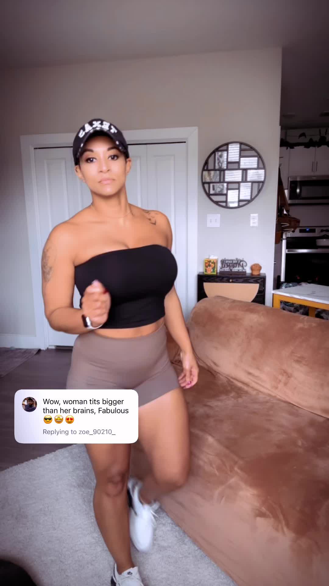 @Jazmondmonique