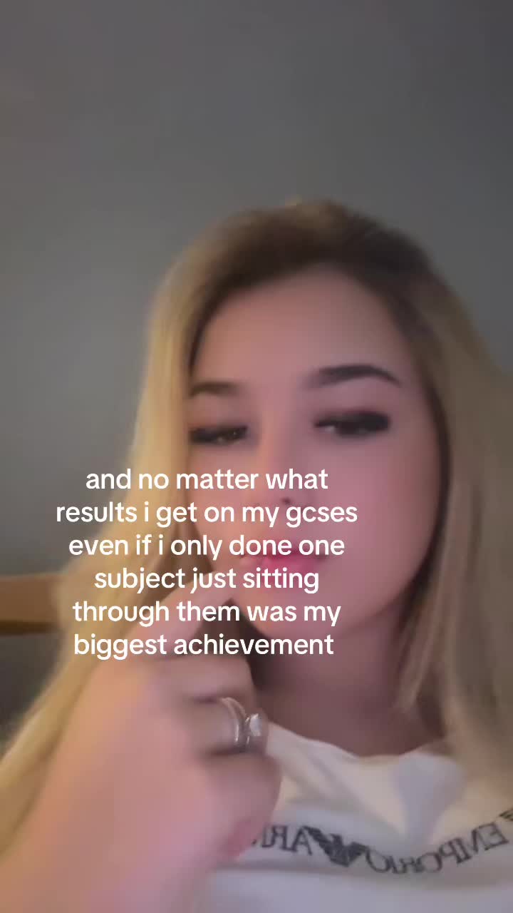 @hannahleax
