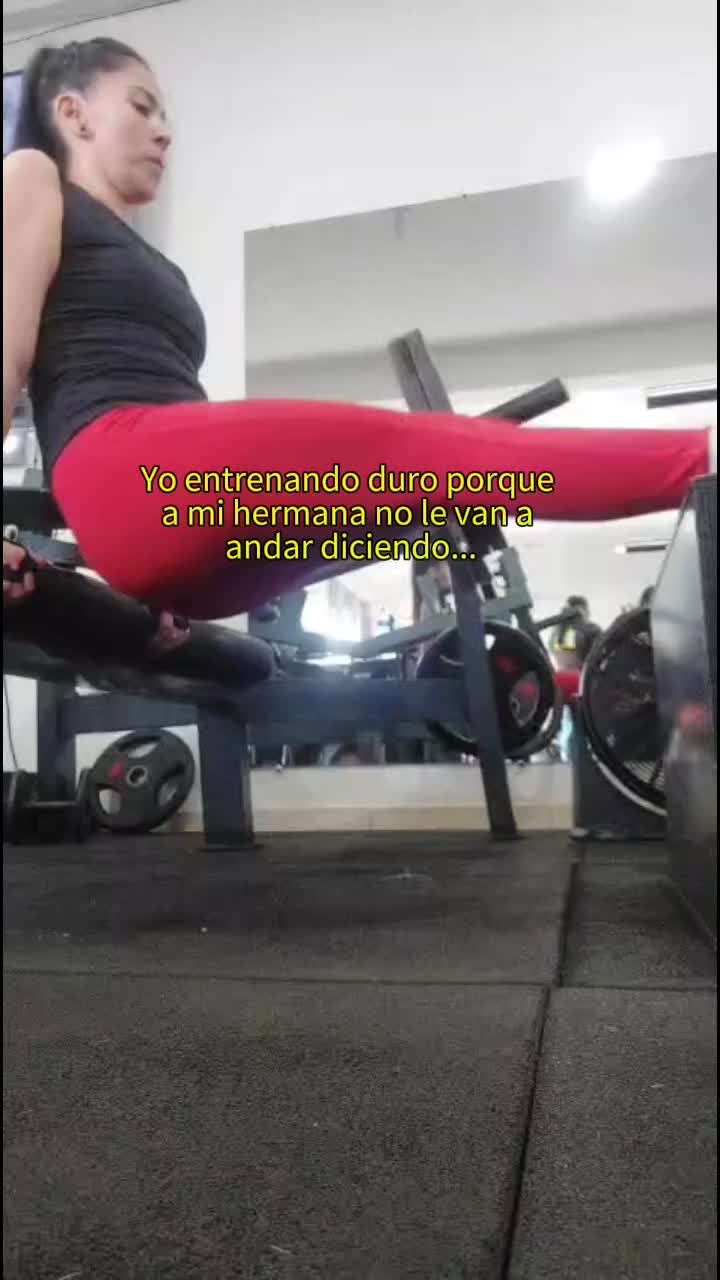 @claubenitez7