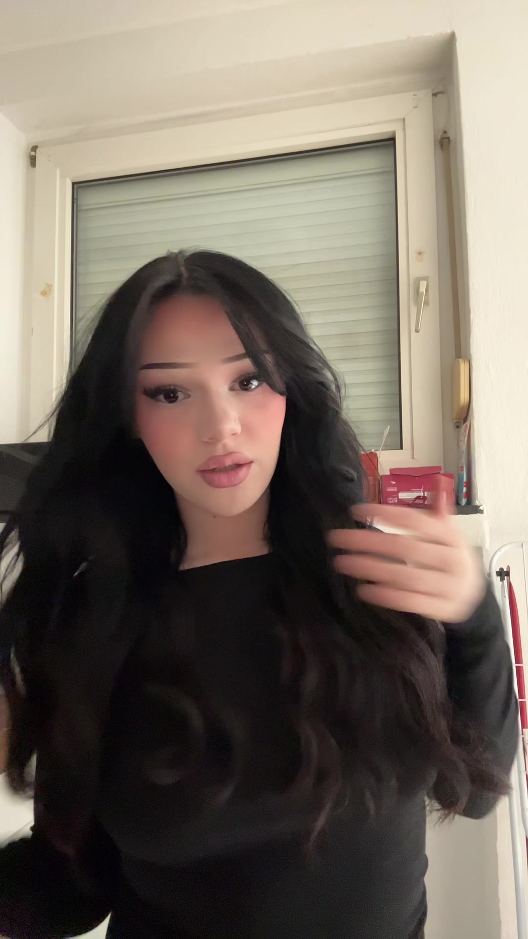 @𝐑𝐨𝐬𝐚𝐥𝐢𝐞 🩷