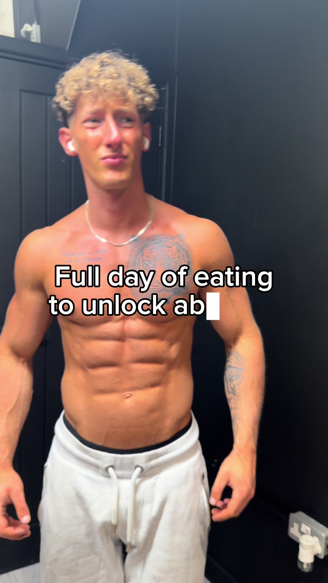 @Rorke Gains