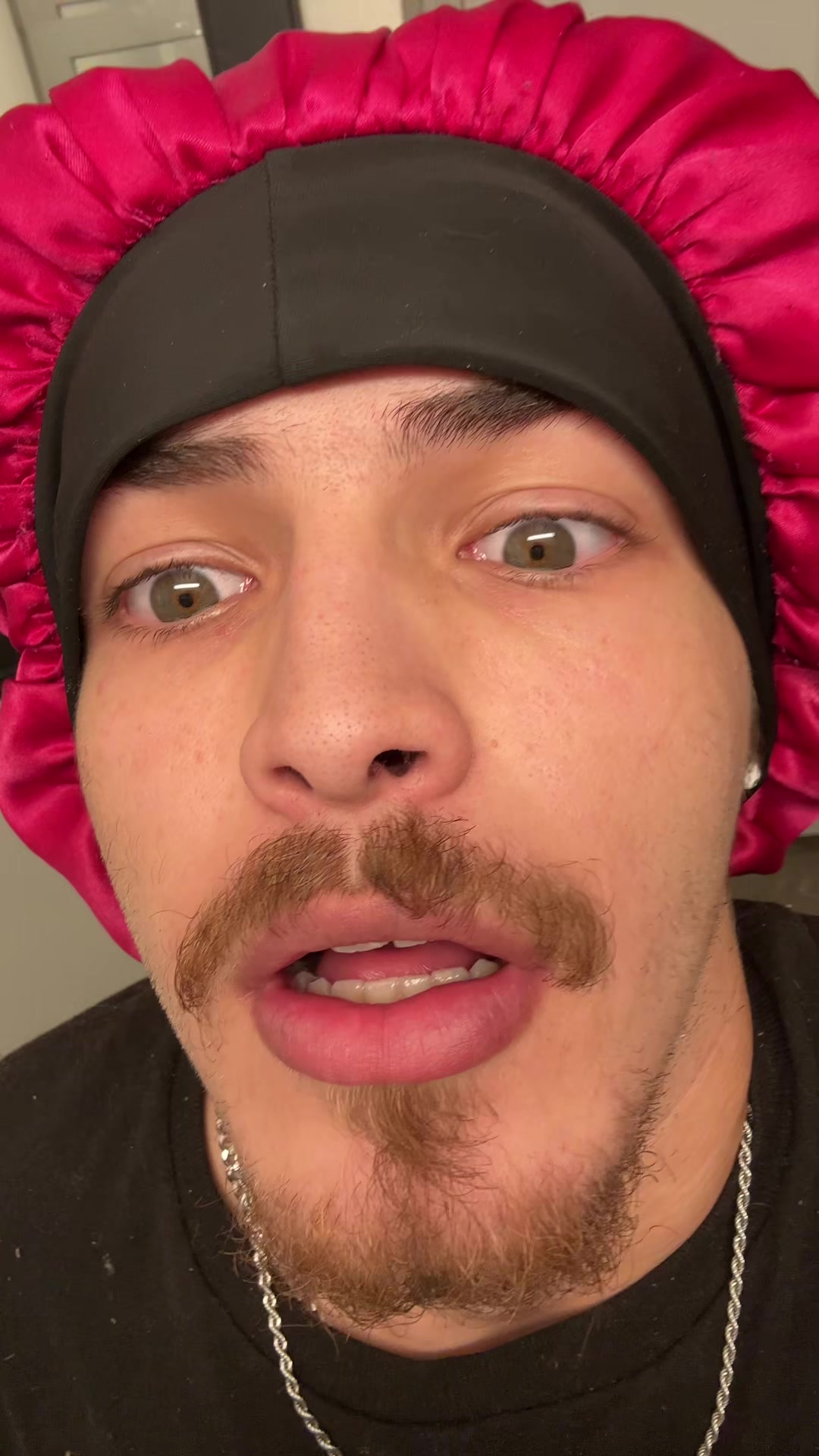 @Whiteboywitabonnet