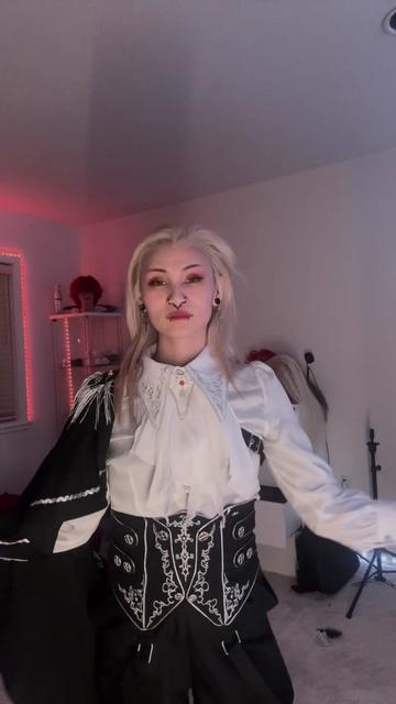 @_cosplaynerd16