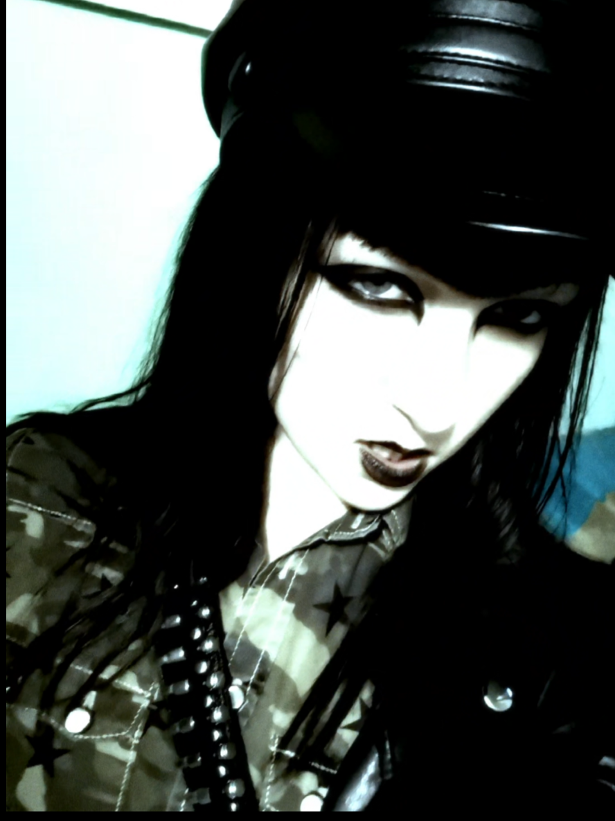 @✝ 𝓚𝓪𝓭𝓭𝓮𝓵 [フ&Psi;]