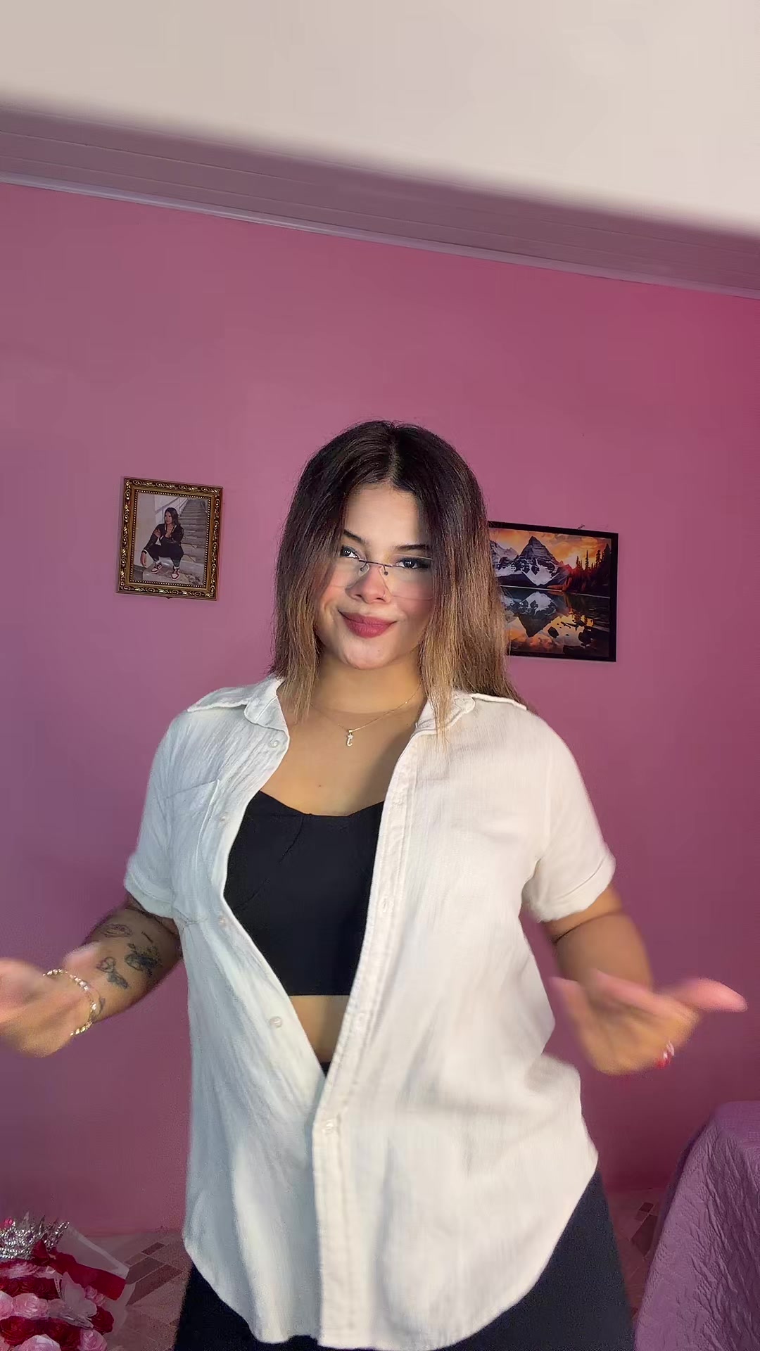 @Jenny🖤⚡