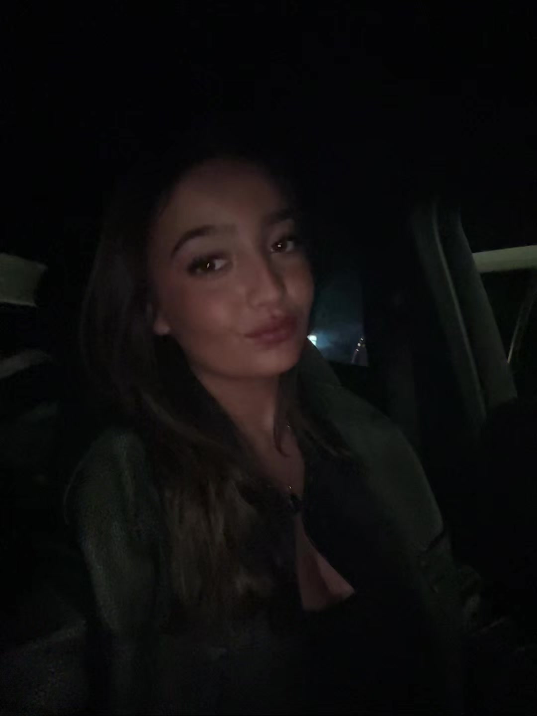 @Deiva