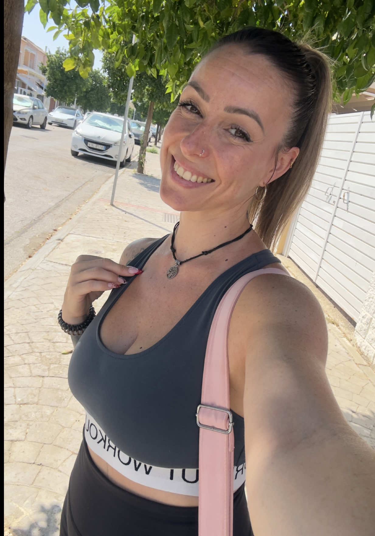 @Veronika