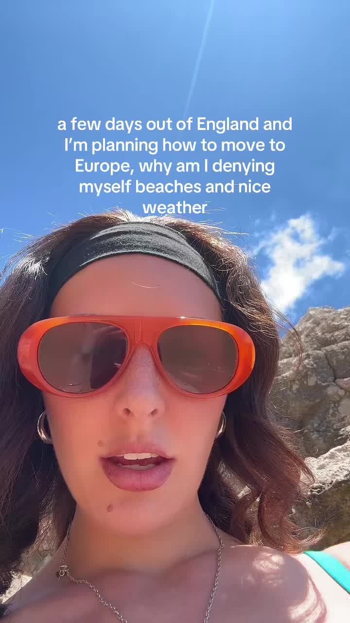 @Liv