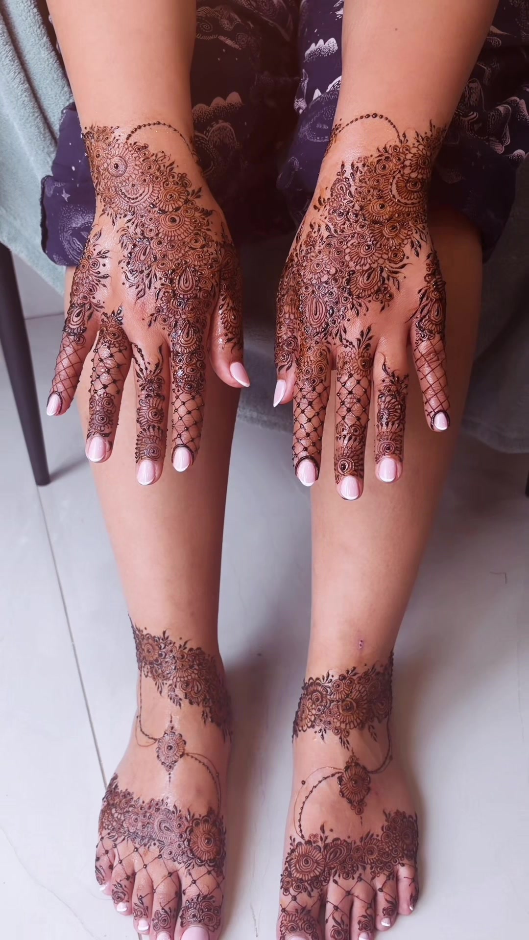 @ਈਸ਼ Mehndi