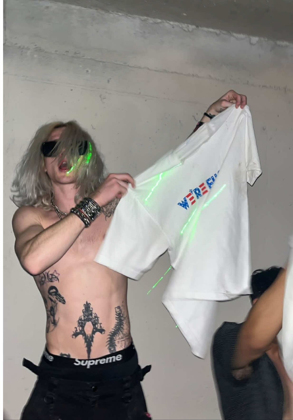 @🤹🏻