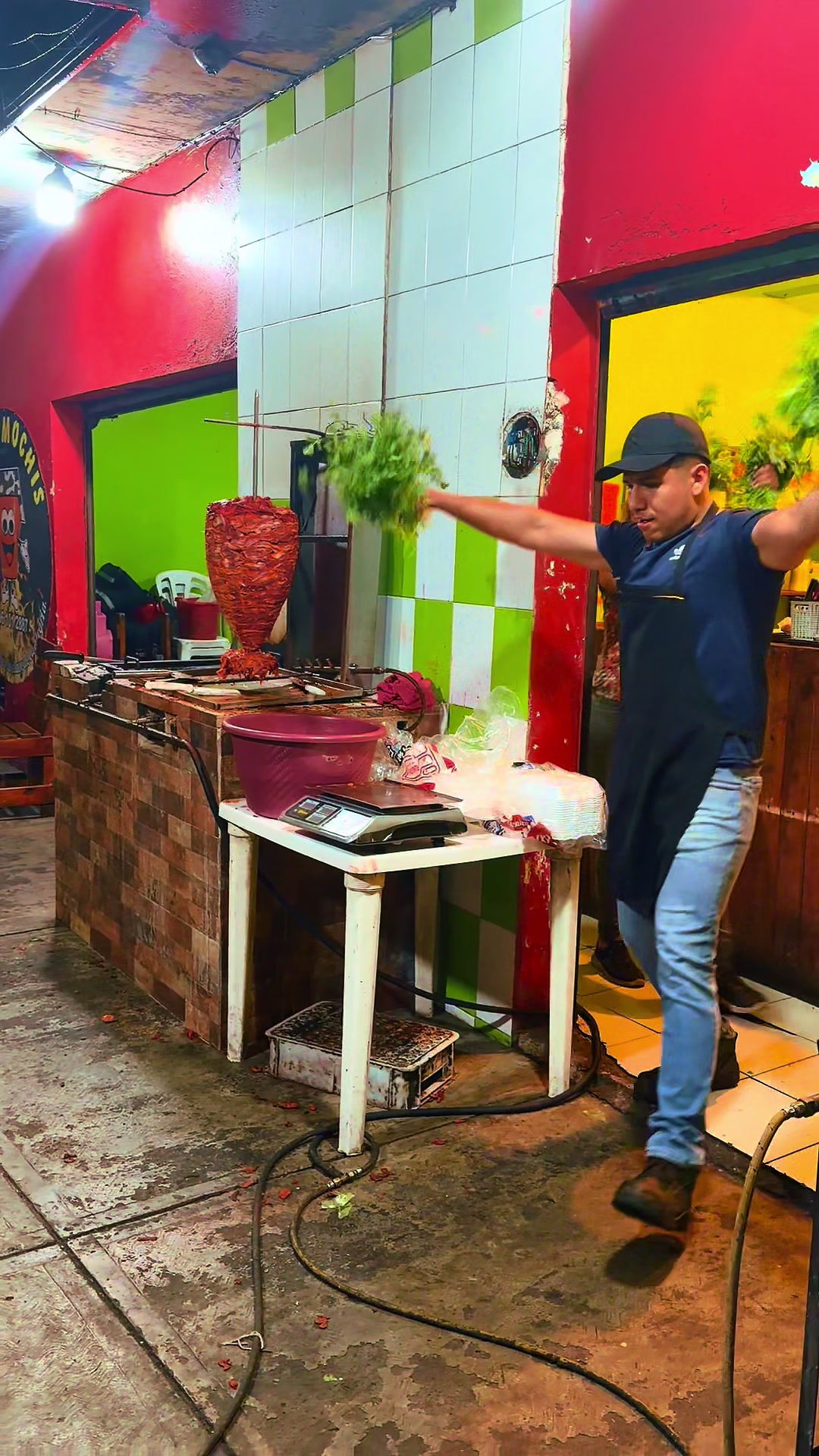 @taqueria_losmochis