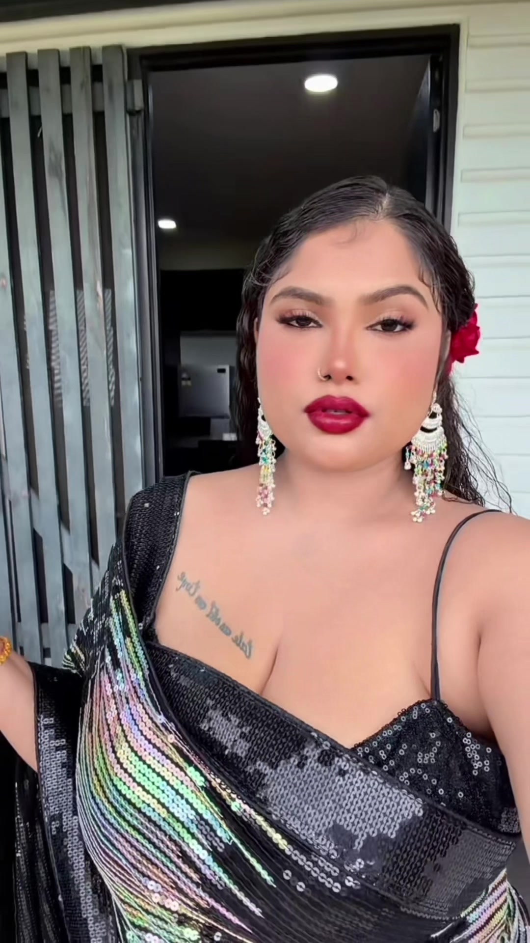 @monishamaisuriafj