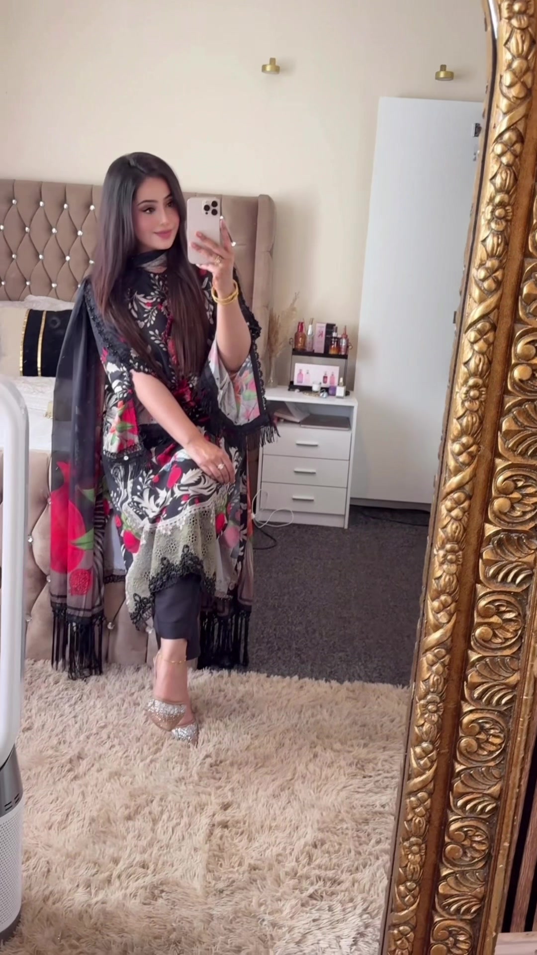 @Naila Akhtar