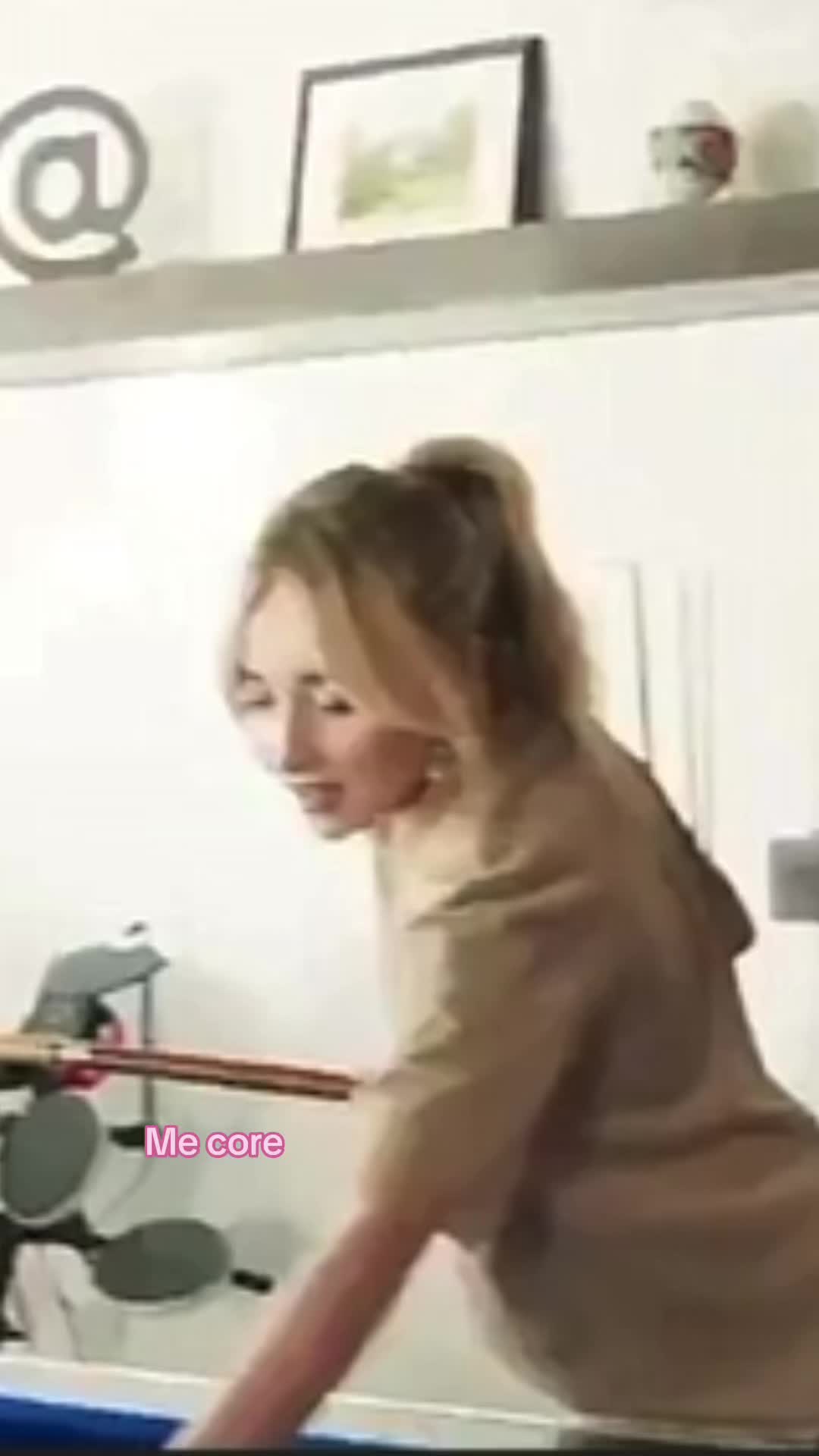 @Tia ⸆⸉ ౨ৎ