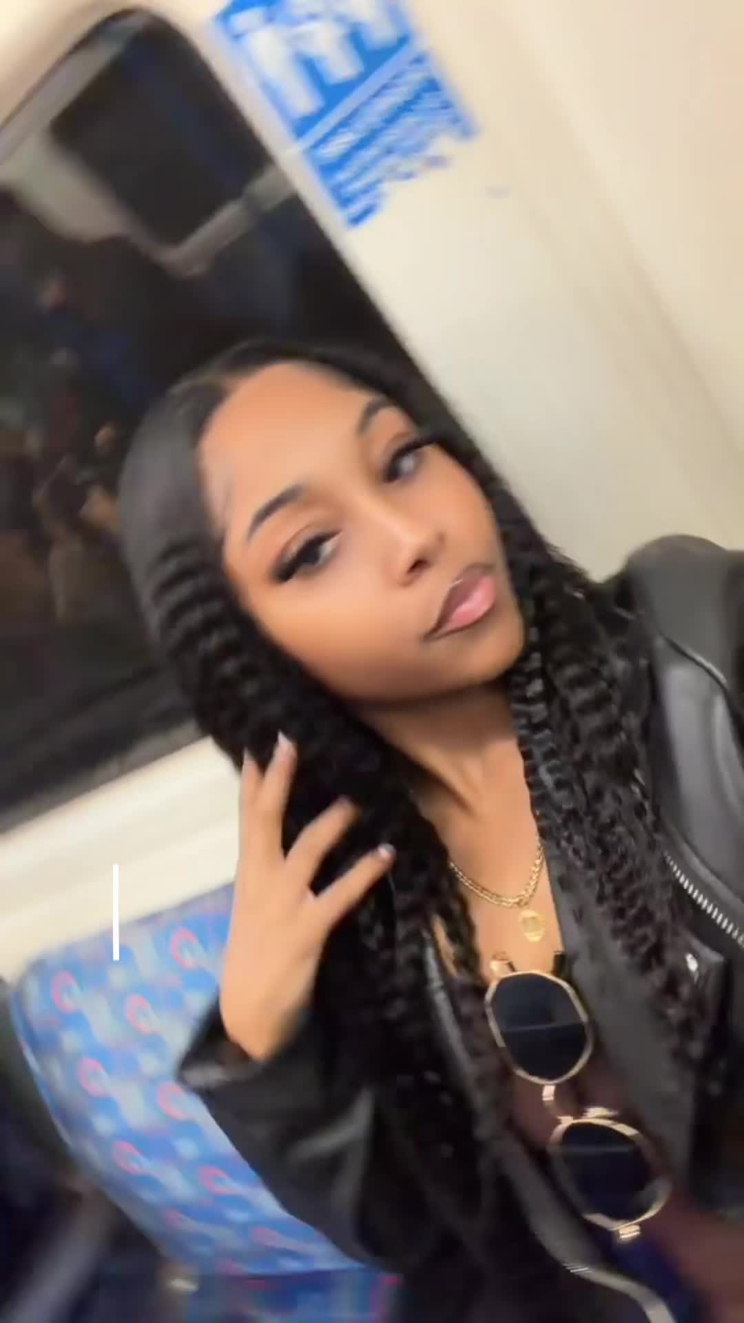 @Liah Mon&eacute;t
