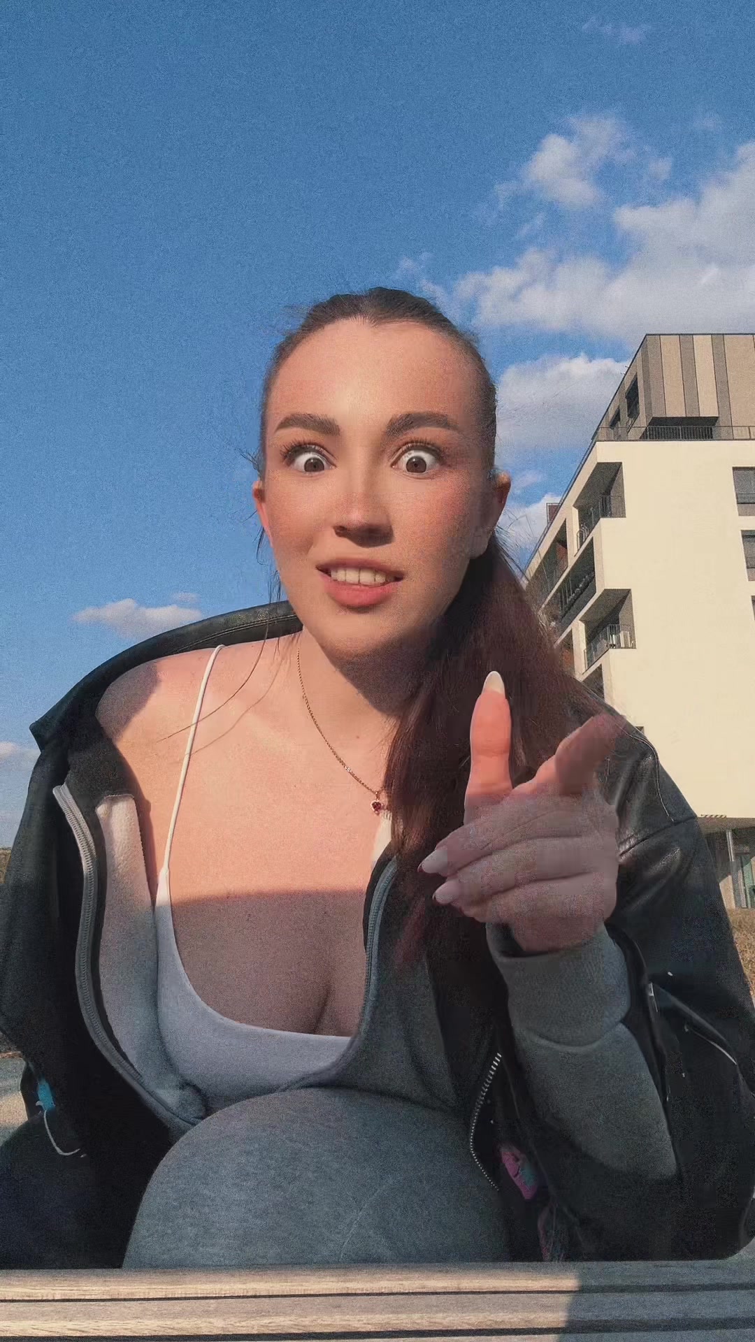 @janaacote