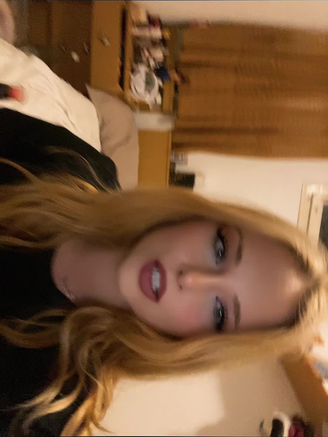 @RUUUUX