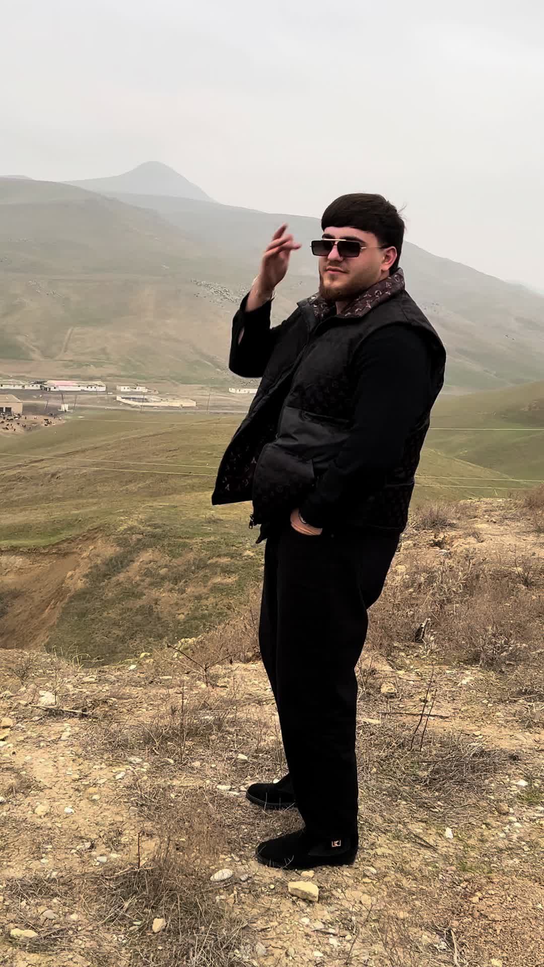 @𝓔𝓵𝓬̧𝓲𝓷 𝓶𝓮𝓶𝓶𝓮𝓭𝓸𝓿