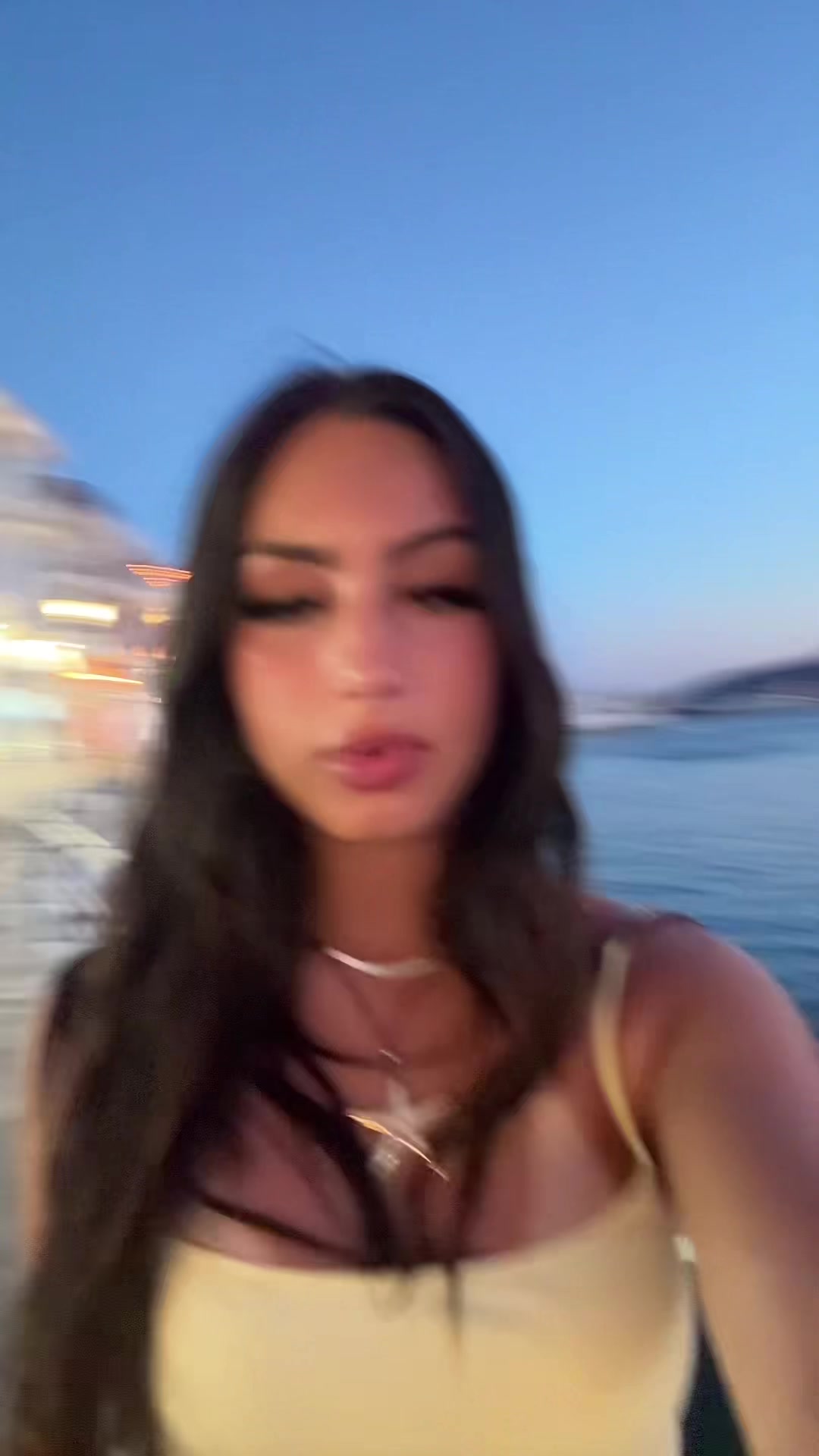 @Ry