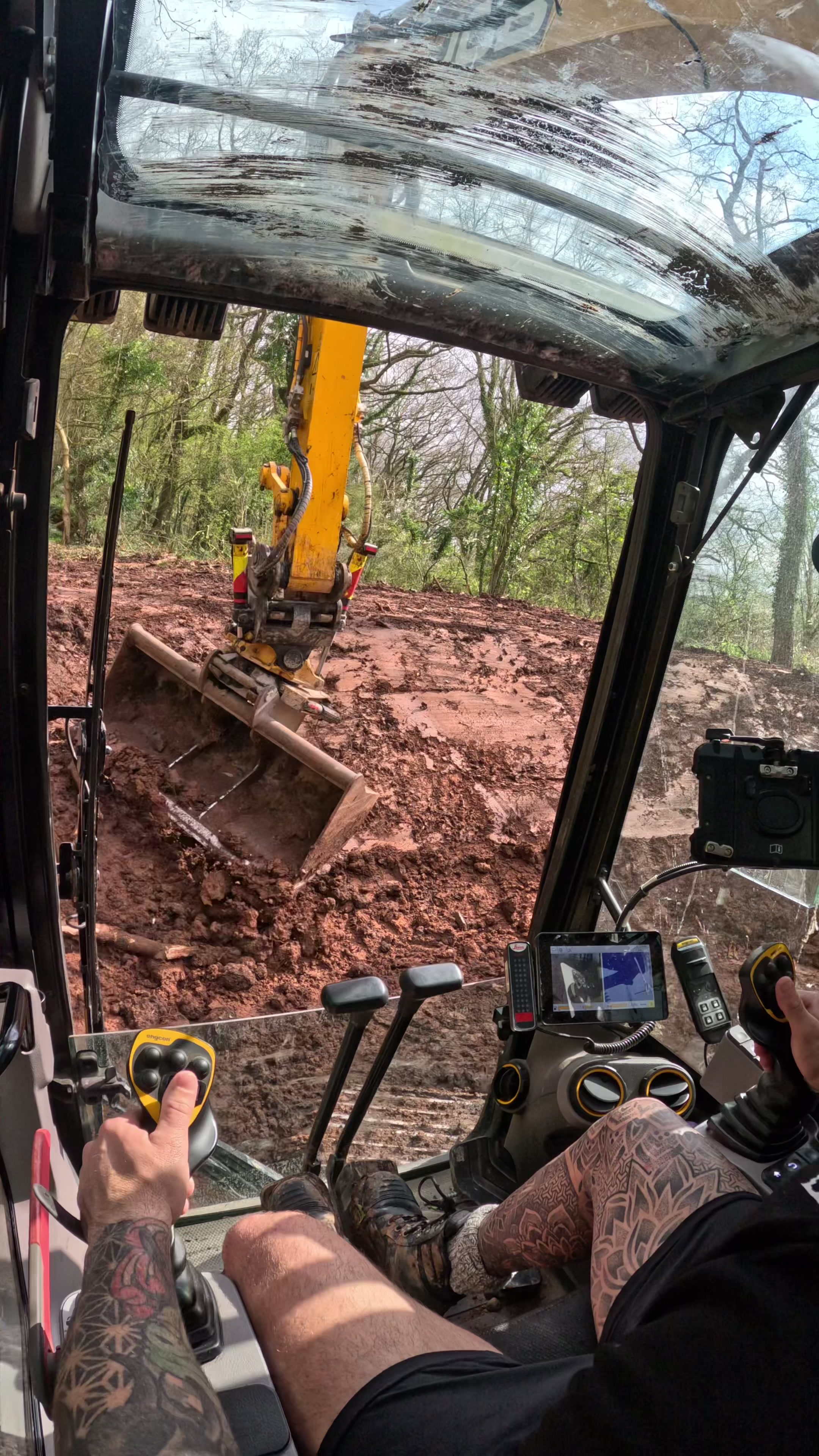 @Bearded_excavation_uk