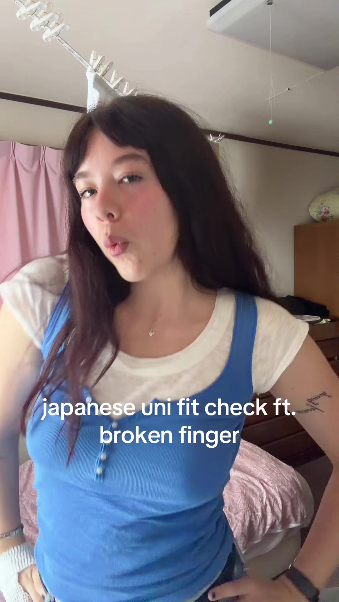 @HJ