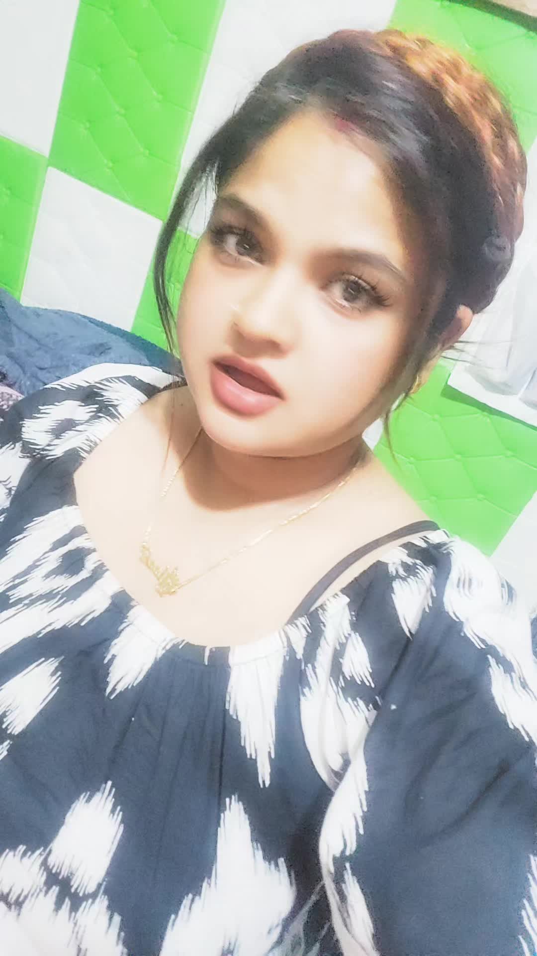 @MAAHI NEGI 👸