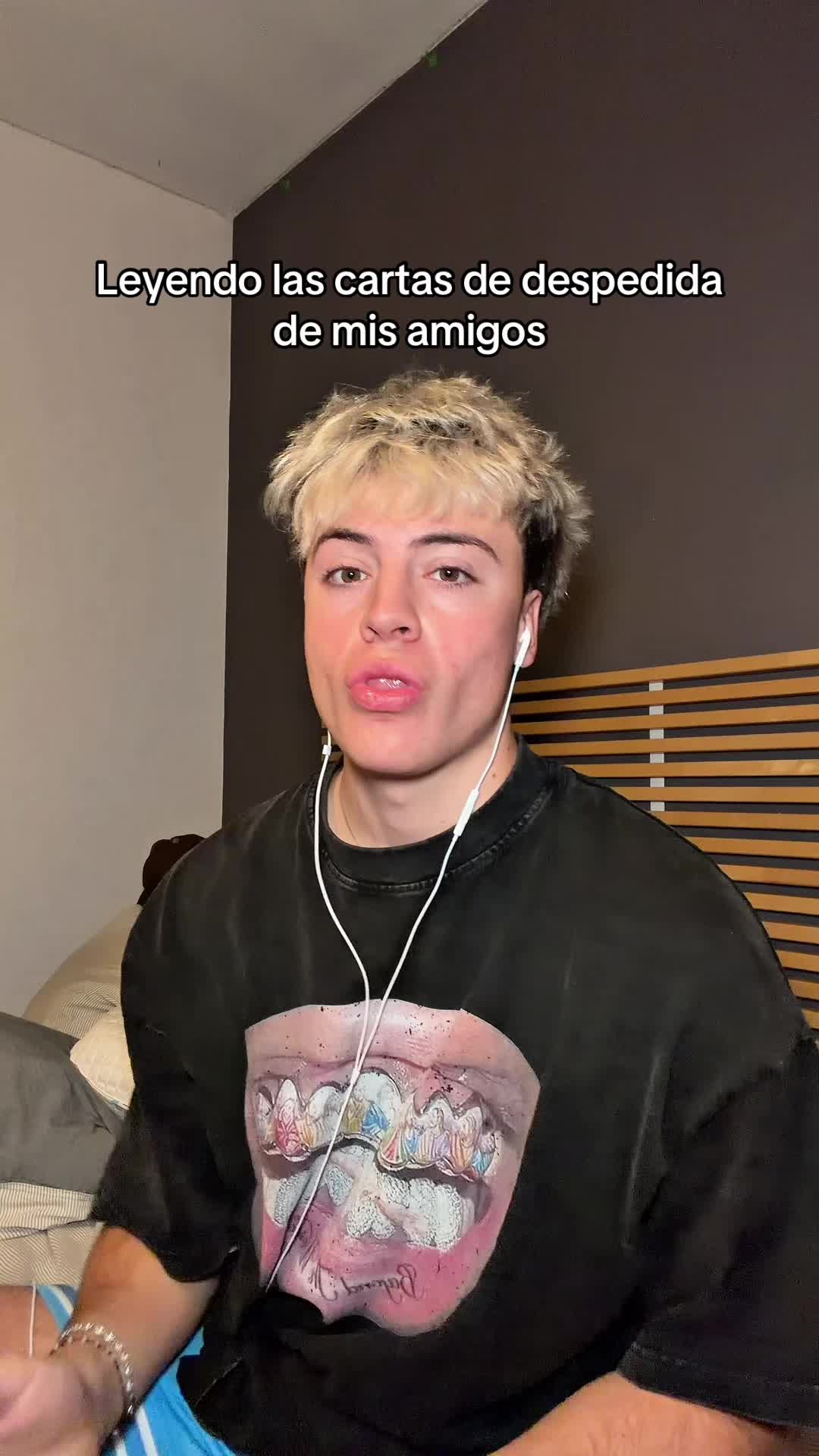 @𝖆𝖕𝖔𝖑𝖔