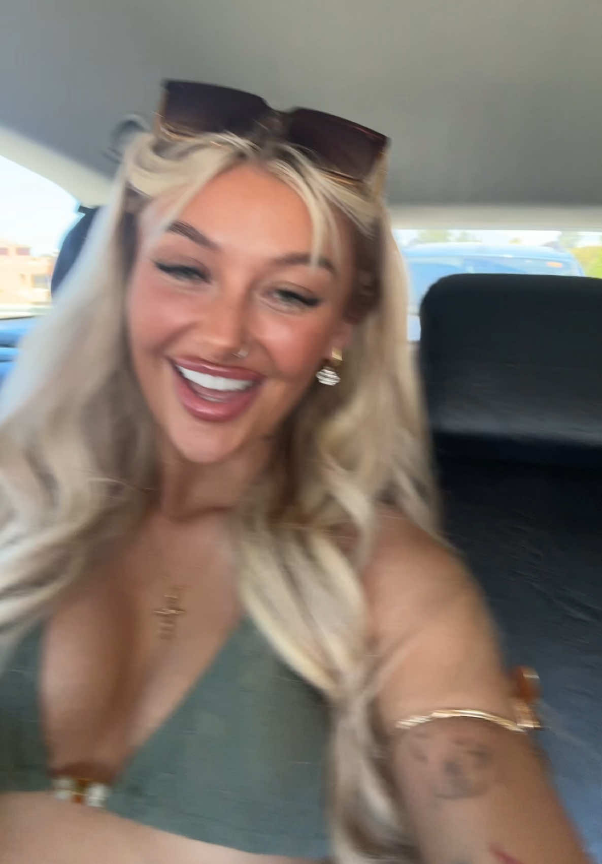 @ellienuttsxx