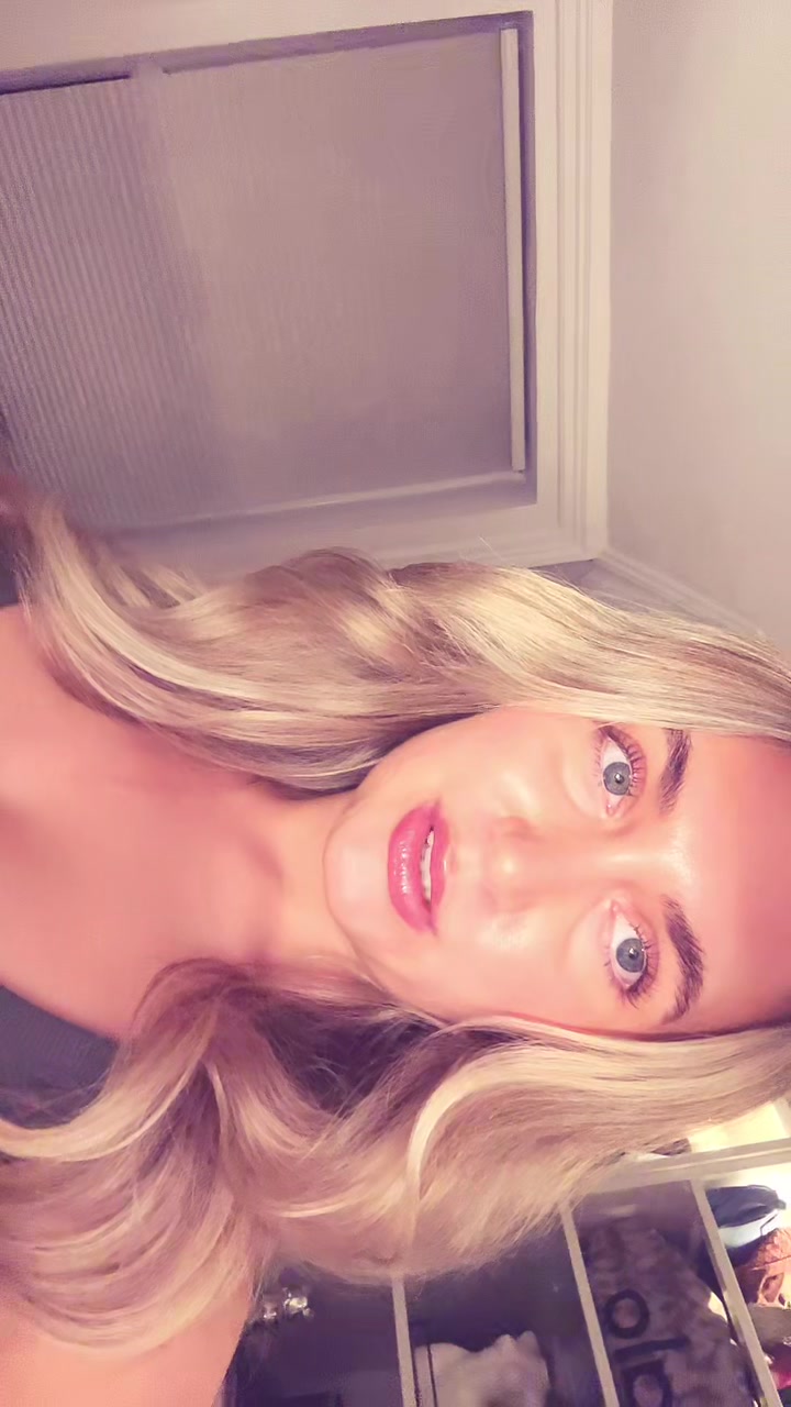 @Ella