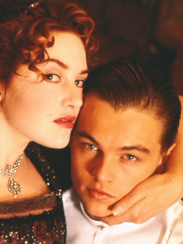 @Titanic Scene Vault