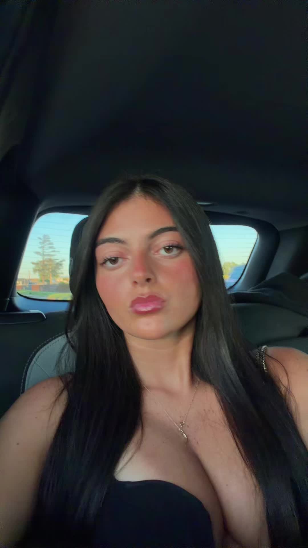 @chrissy
