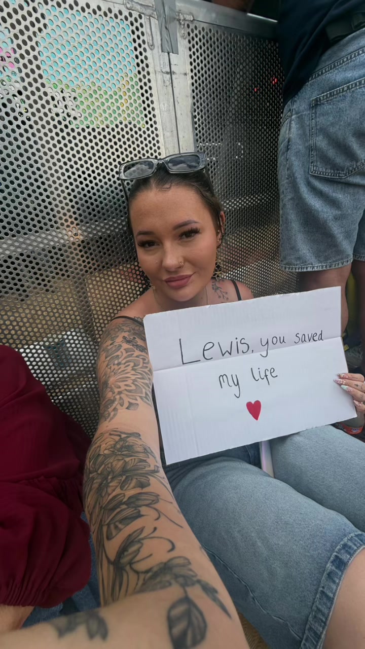 @Laura🍒