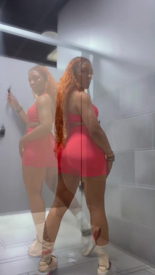 @E-B-O-N-I🧚🏾🧚🏾♀️🧚🏾♂️