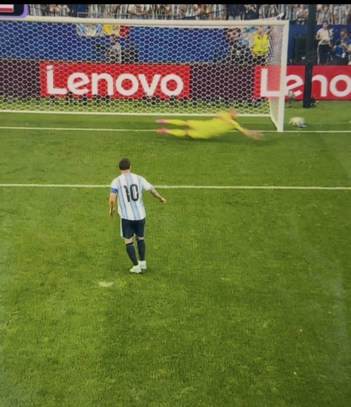 @World Cup Momo
