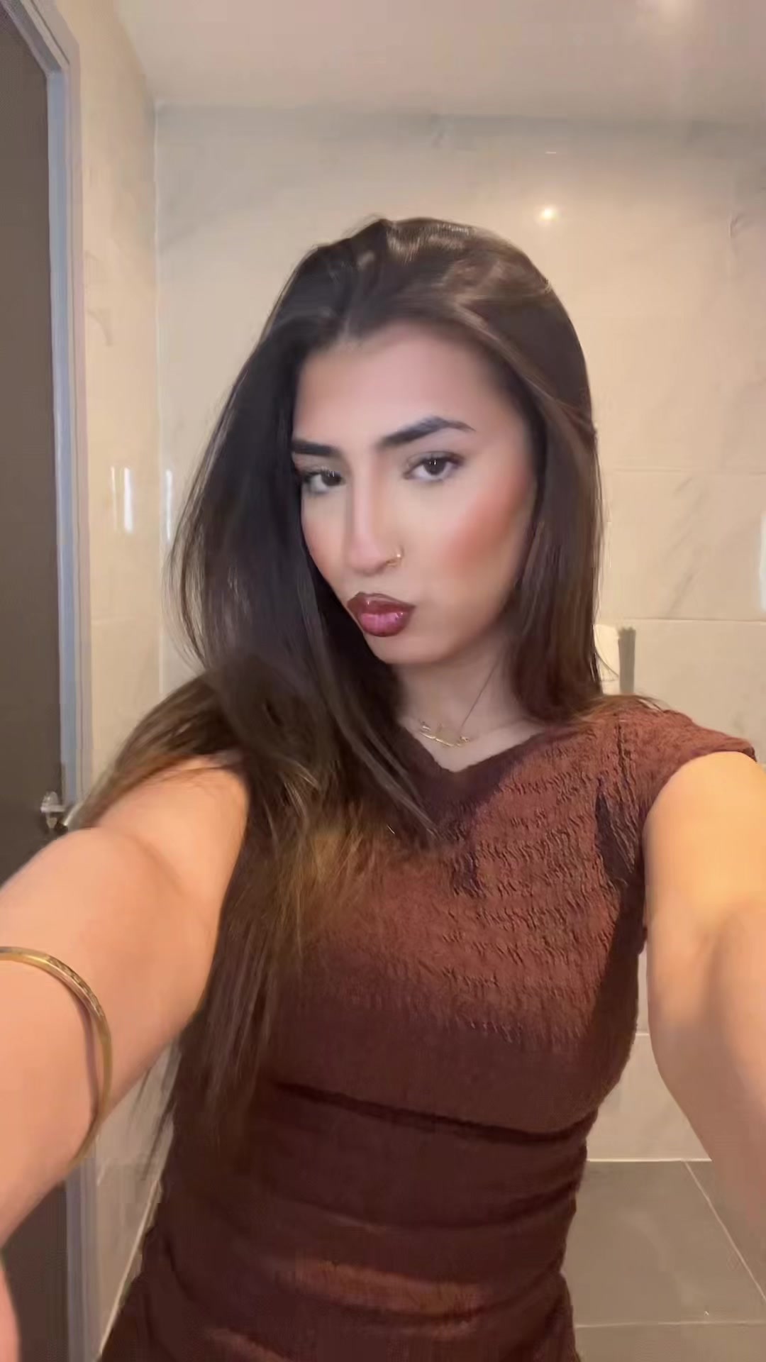 @Aaliyah khan x