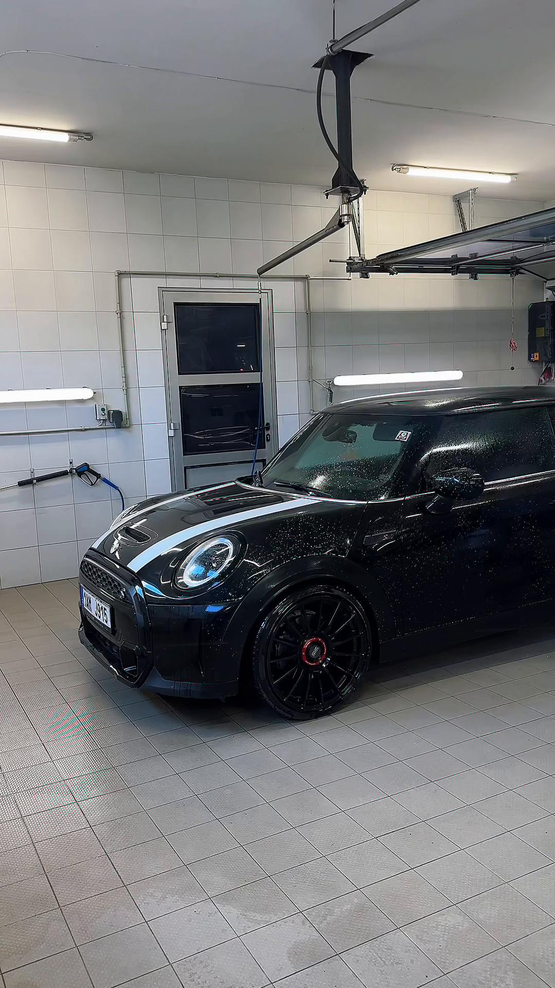 @HAND CAR WASH 100%