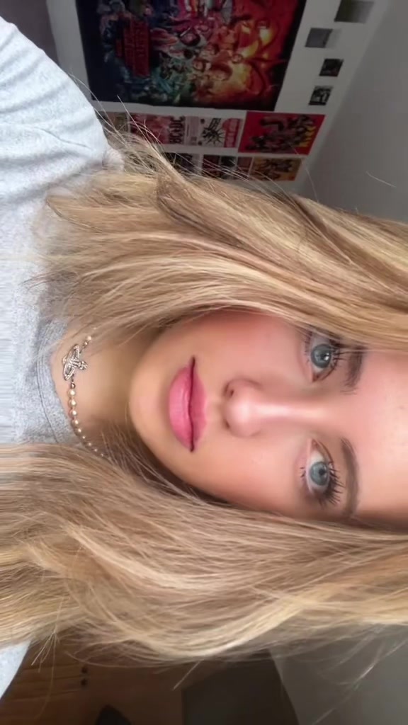 @Urfavblondie