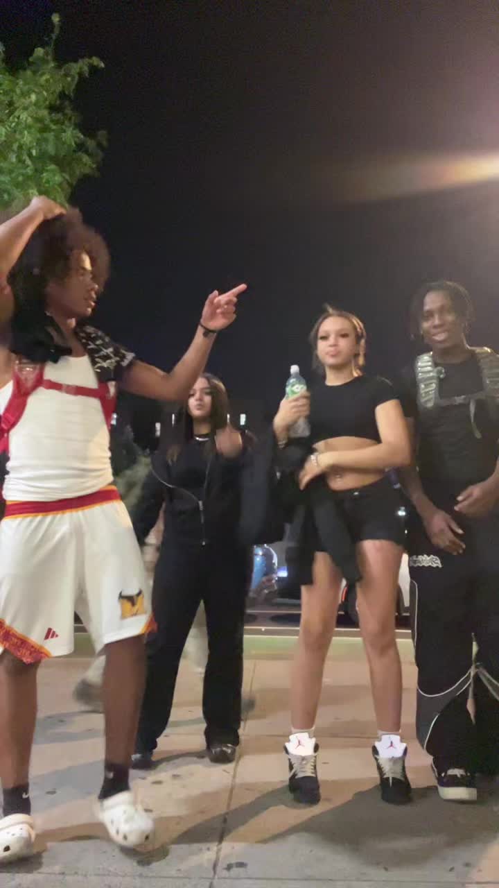 @mj