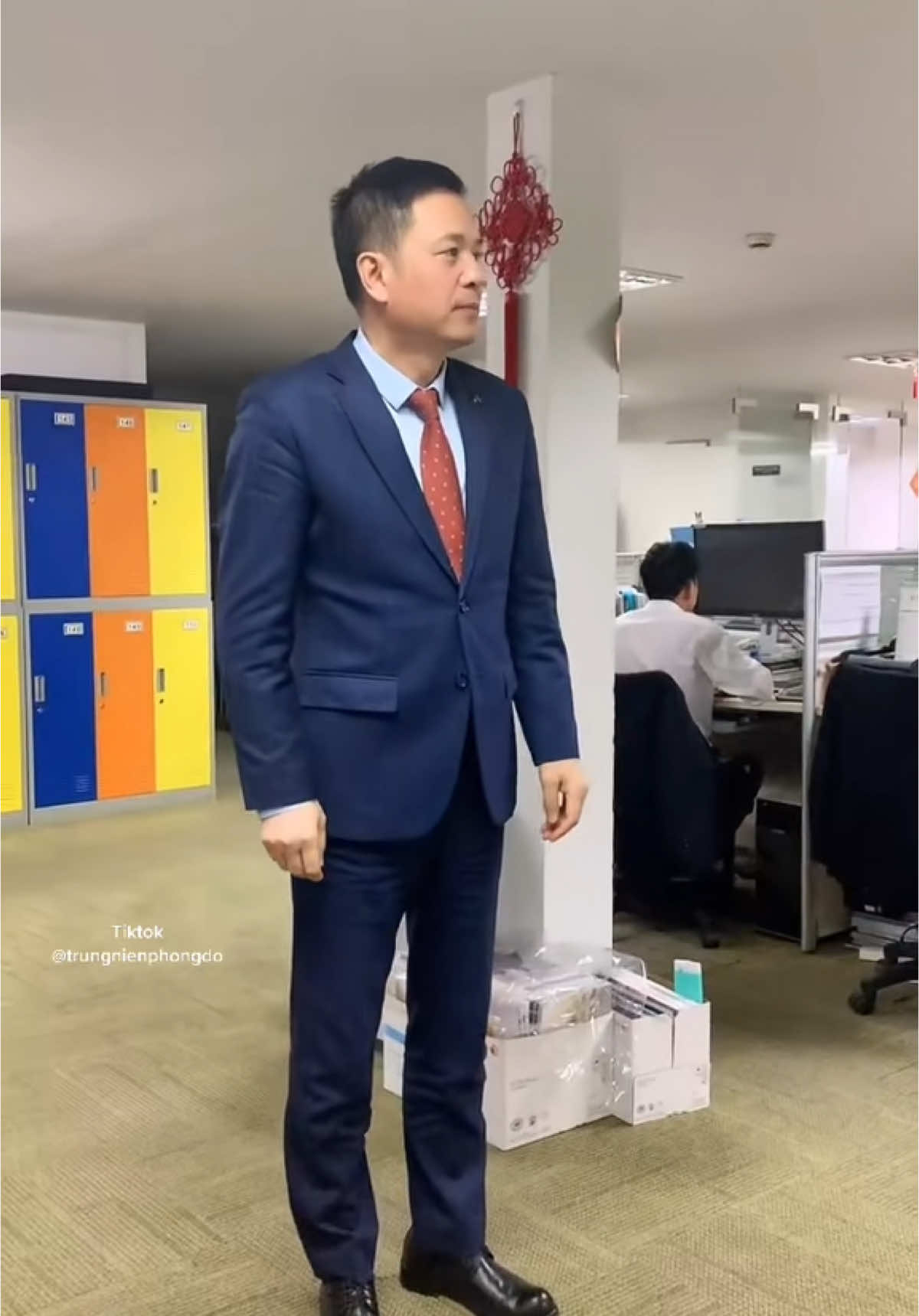 @Trung Niên Phong Độ 🥇