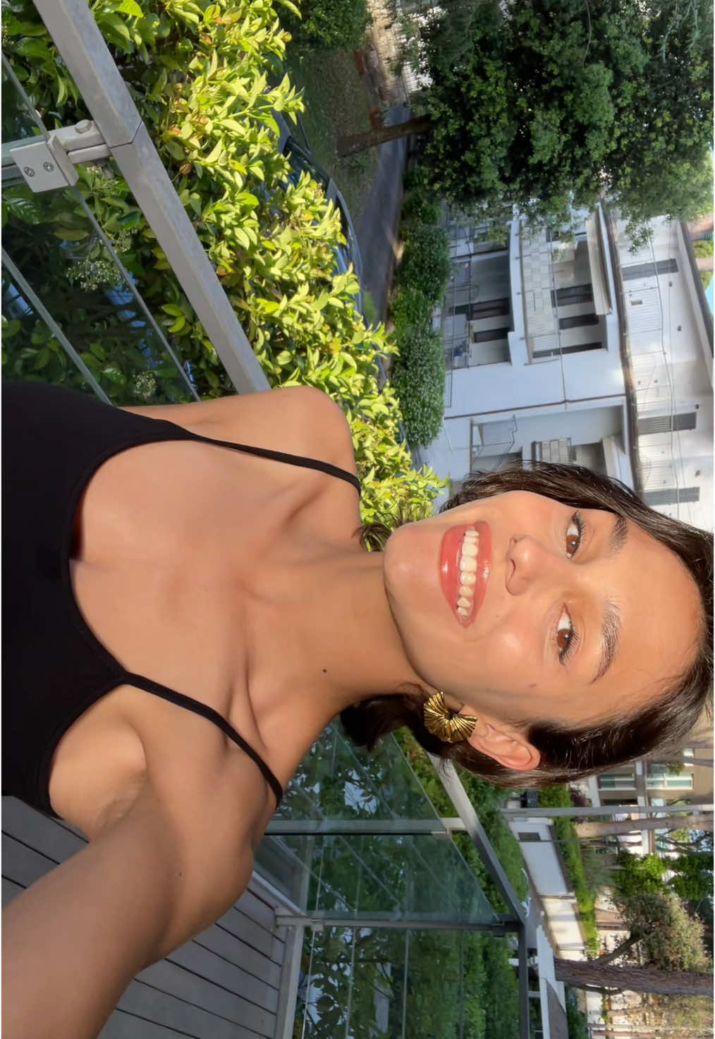 @rebss