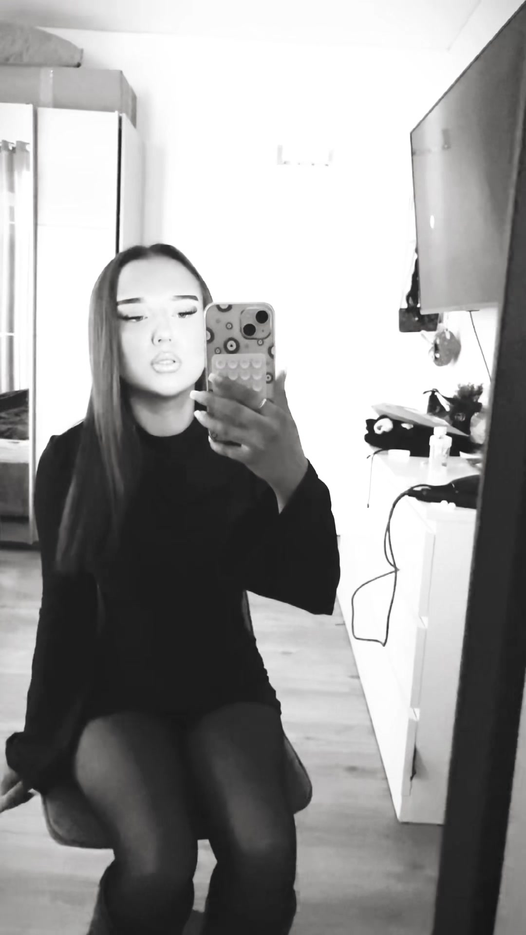 @user26 ❥