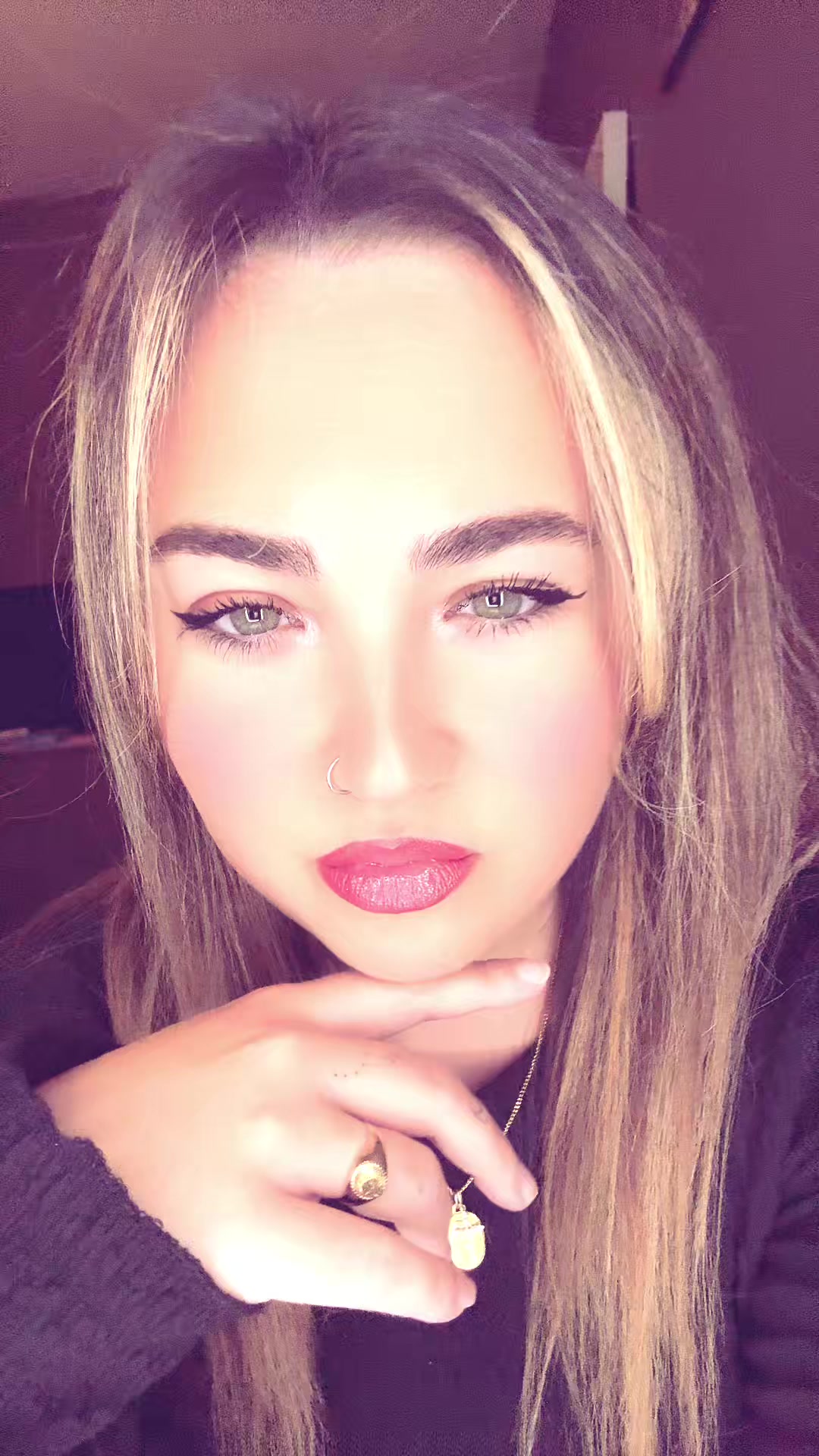 @Emi✨