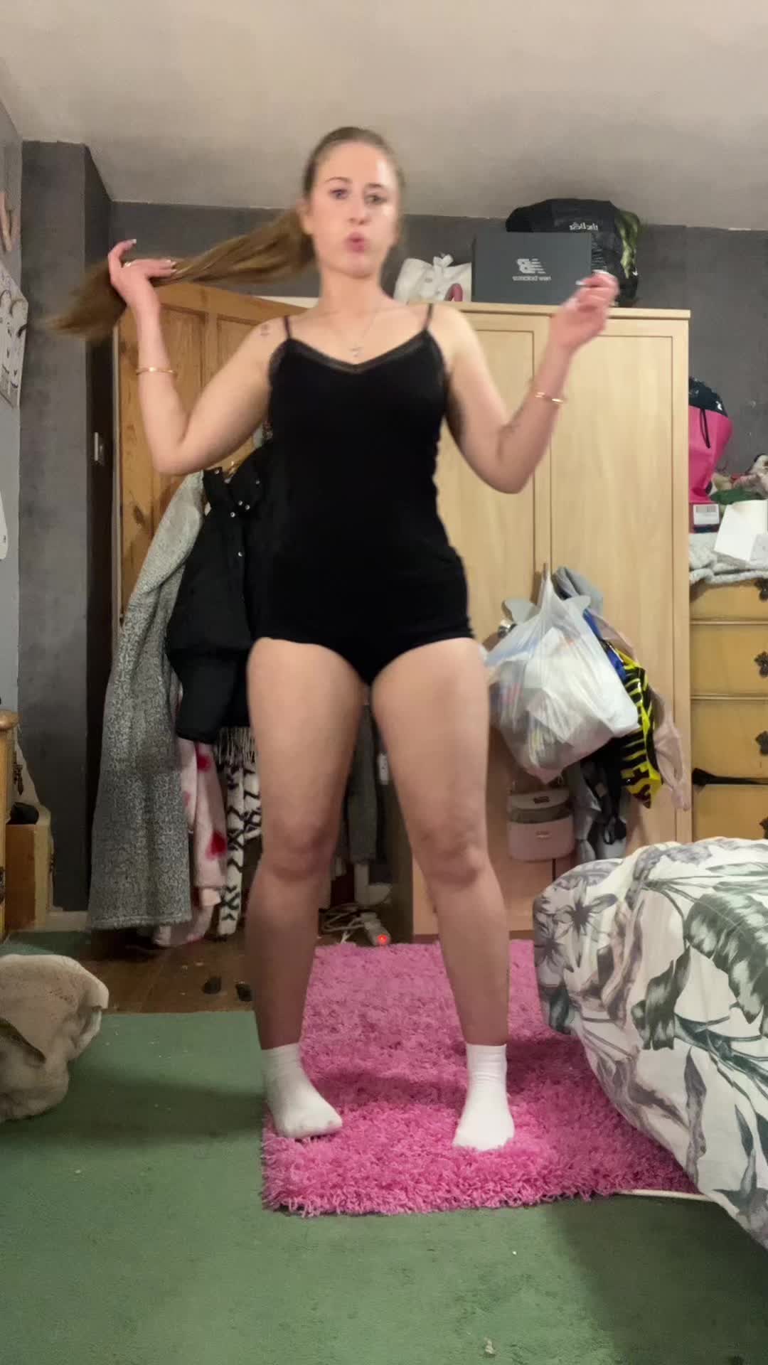 @phoebe64302