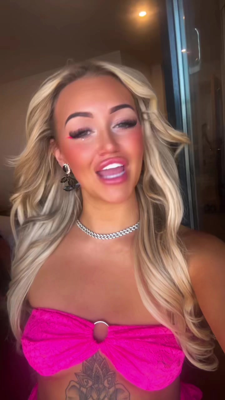 @Leighahover