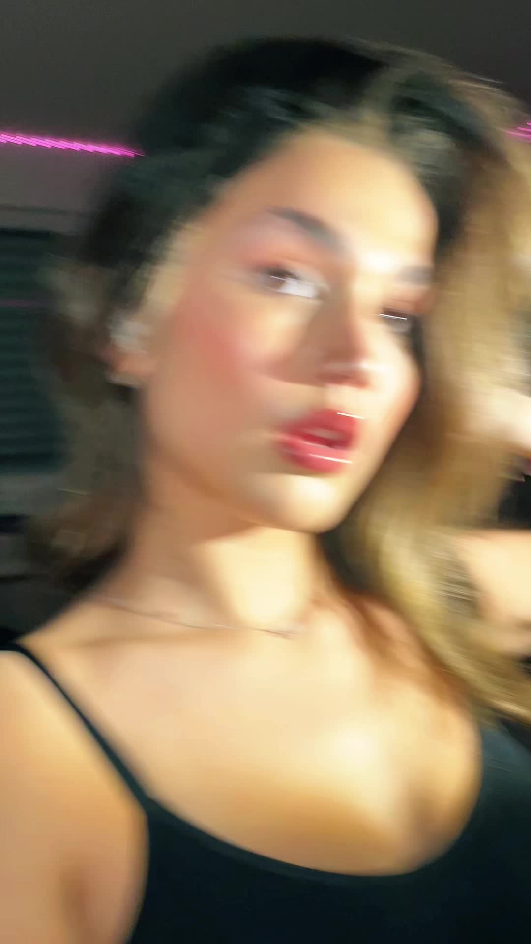 @elena