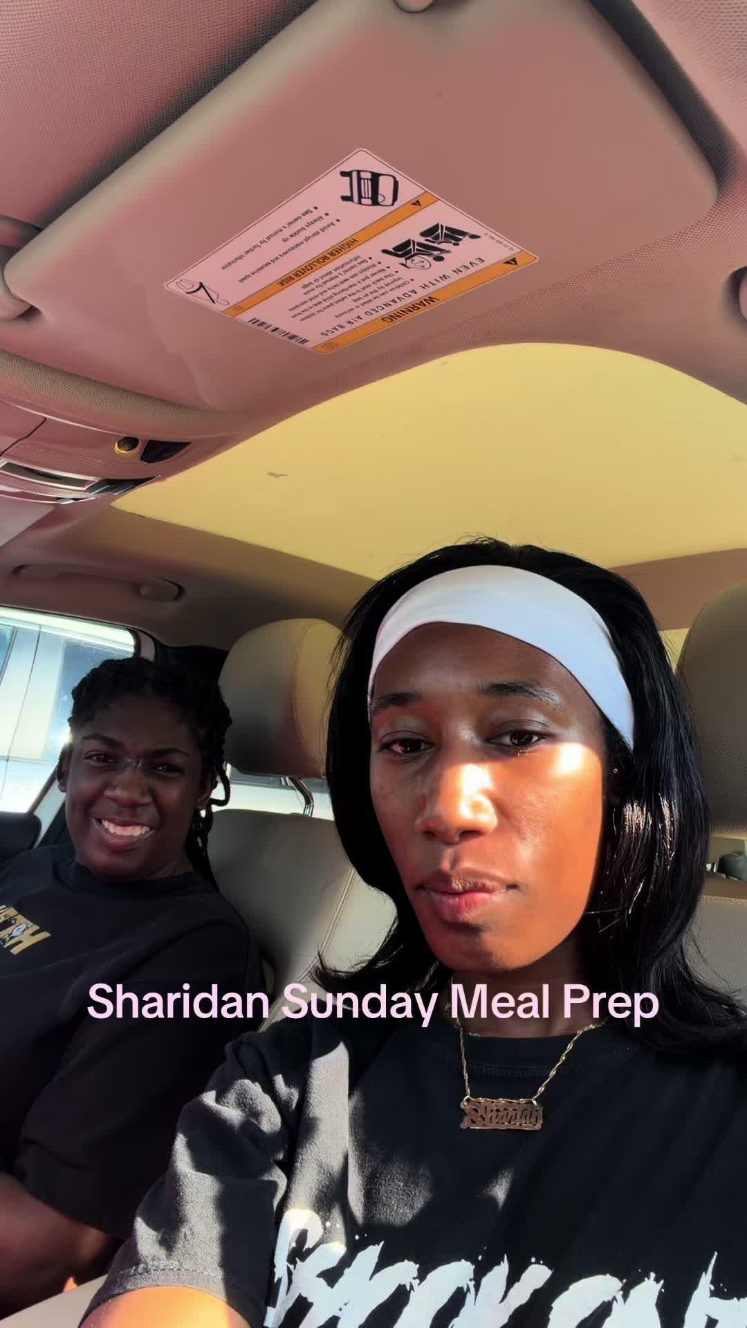 @shariahmckenzie