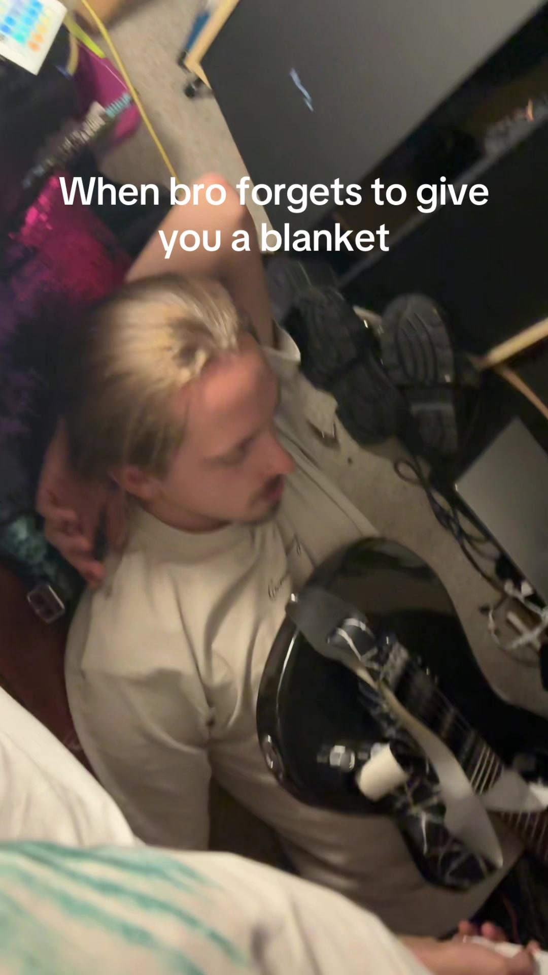 @Gothic.Fox