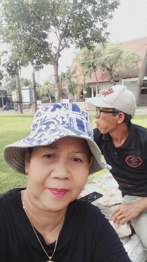 @Mamy_Ina