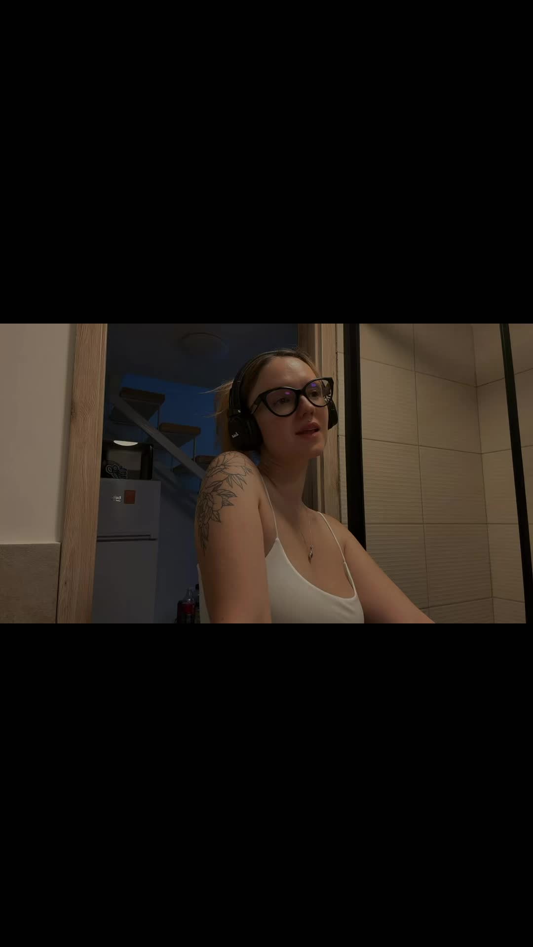 @Eva.Avi