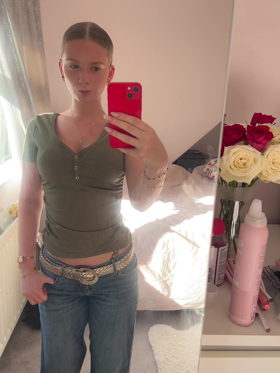 @millielouiseleonard